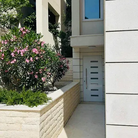 Antea Apartman *