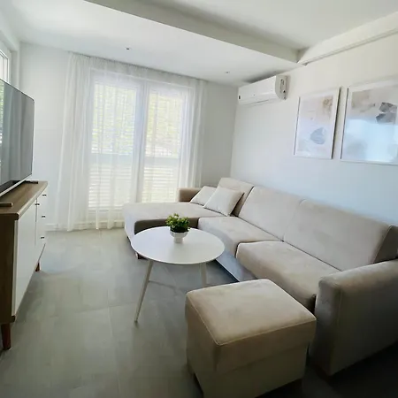 Antea Apartment
